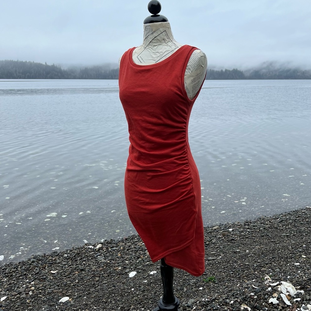 LAST CHANCE 🌞3 for $25🌞 | Leith Side Ruched Body-con Dress - Picture 1 of 8
